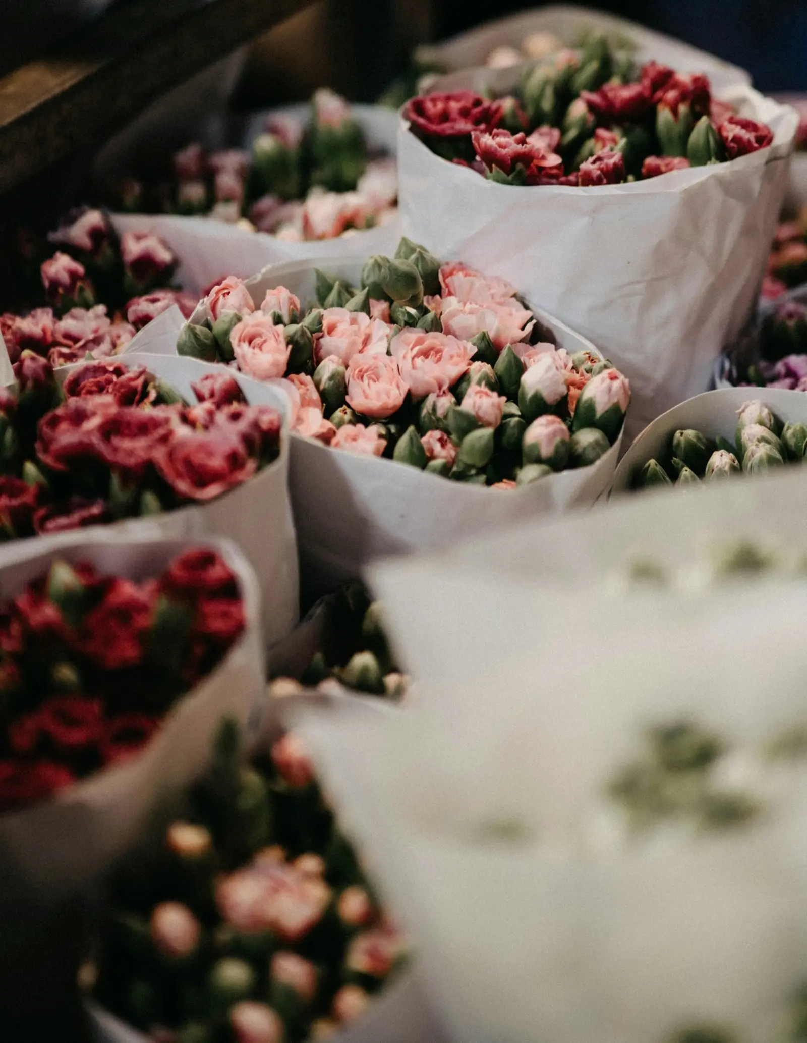 Can You Actually Ship Wedding Flowers? How Flower Boxes Stay Fresh in Transit